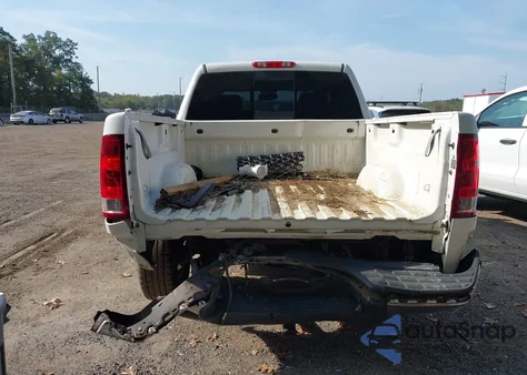 2013 GMC Sierra 1500 Sle z USA, uszkodzony, nr VIN 3GTP2VE71DG323440